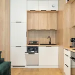 شقة Cozy With Parking In By Renters *
