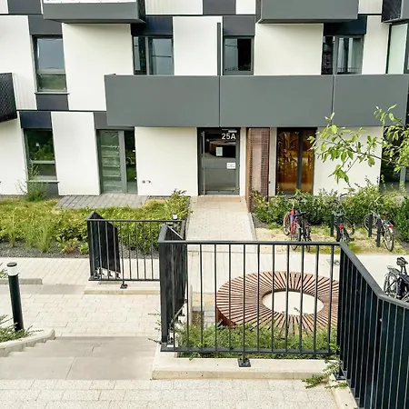 Cozy With Parking In By Renters * Poznan