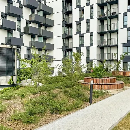 Daire Cozy With Parking In By Renters Poznan