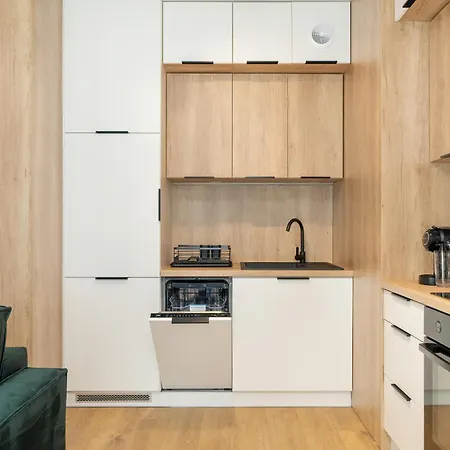 Апартаменты Cozy With Parking In By Renters *