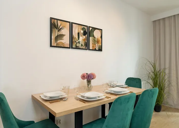 Cozy With Parking In By Renters 公寓 波兹南