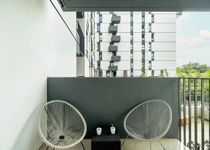 Cozy With Parking In By Renters 公寓 波兹南