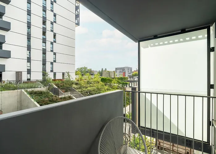 Cozy With Parking In By Renters 公寓 *